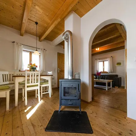 Familienfreundliches Feriendomizil Im Landhausstil Im Vital Camp * Bayerbach