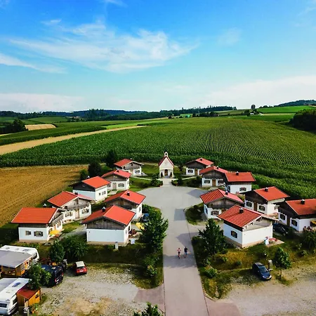 Familienfreundliches Feriendomizil Im Landhausstil Im Vital Camp Bayerbach * Bayerbach